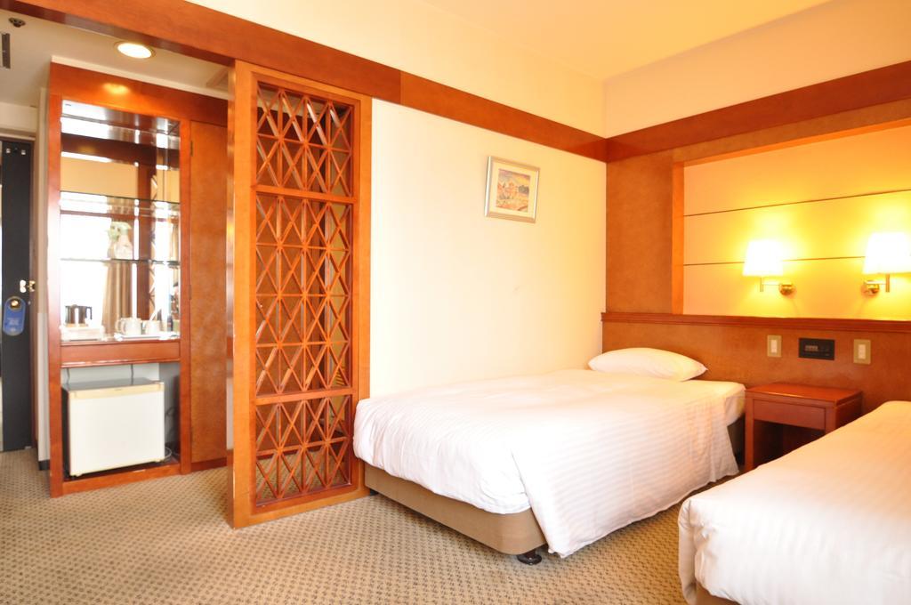 Toko City Hotel Umeda Osaca Quarto foto