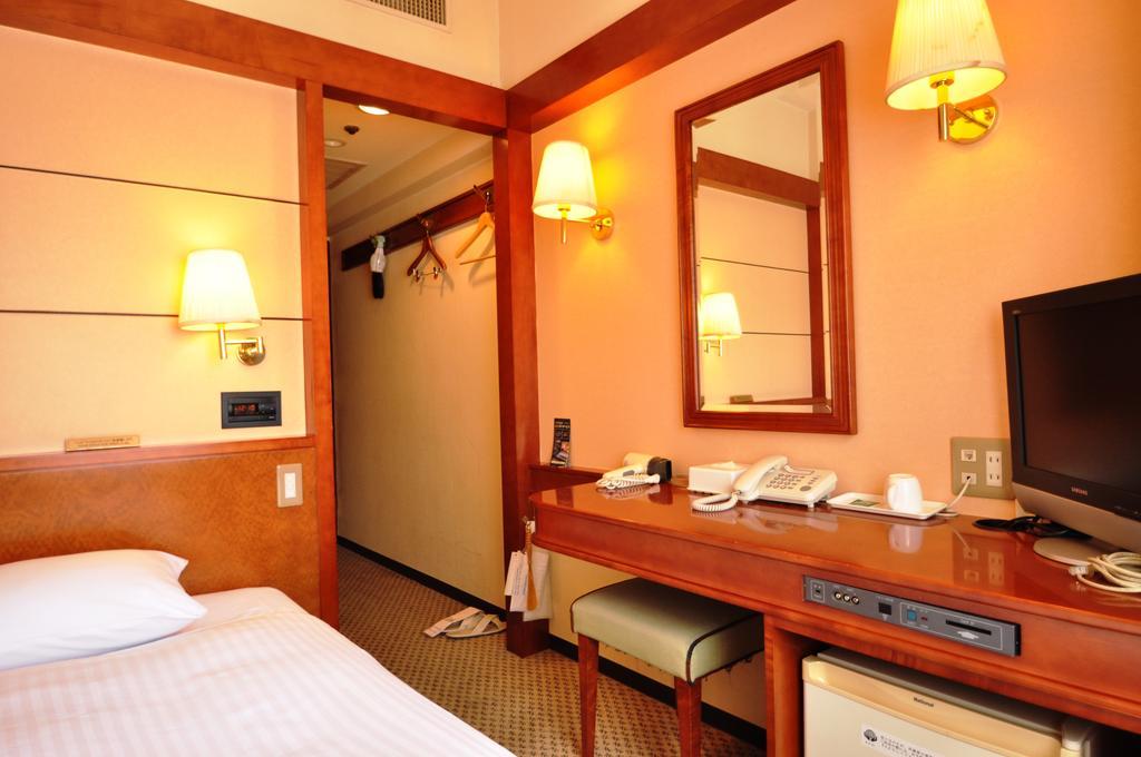 Toko City Hotel Umeda Osaca Quarto foto